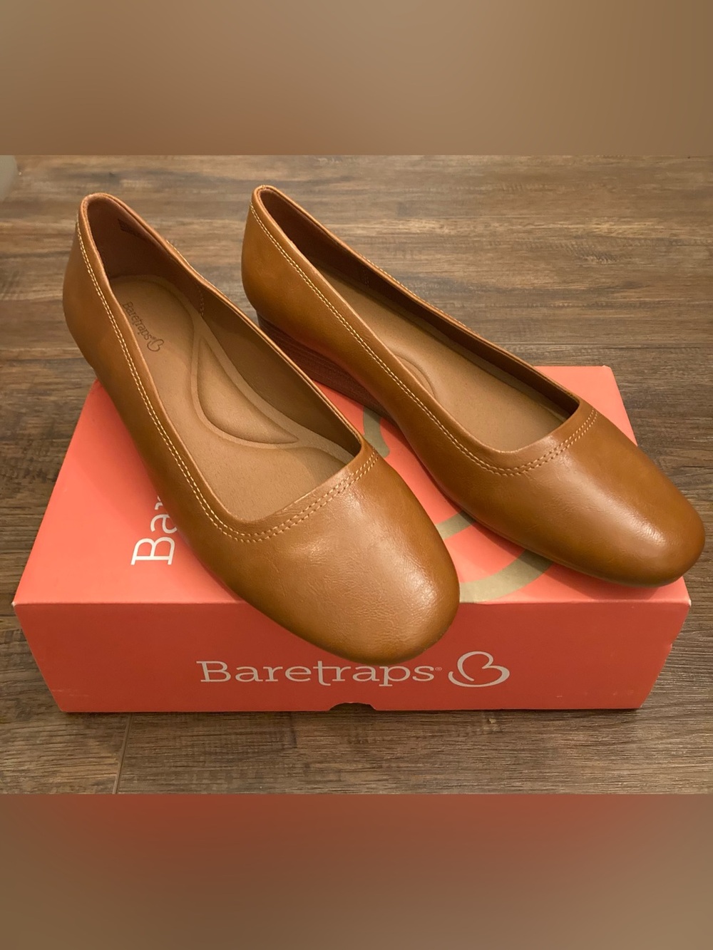 NIB Baretraps COVETTE Women's Casual Wedge Shoes